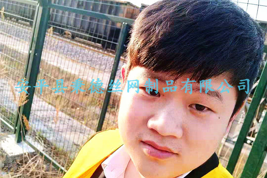 朔黃鐵路線路防護柵欄項目