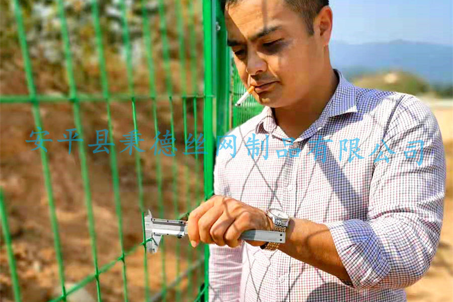 福建高速公路隔離柵項(xiàng)目